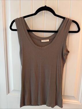 Neuflora Women's Ribbed Tank Top - Taupe